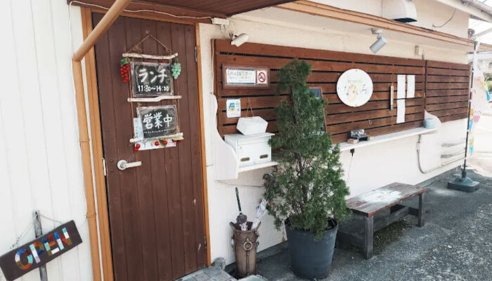 地場食材を使った創作料理が自慢